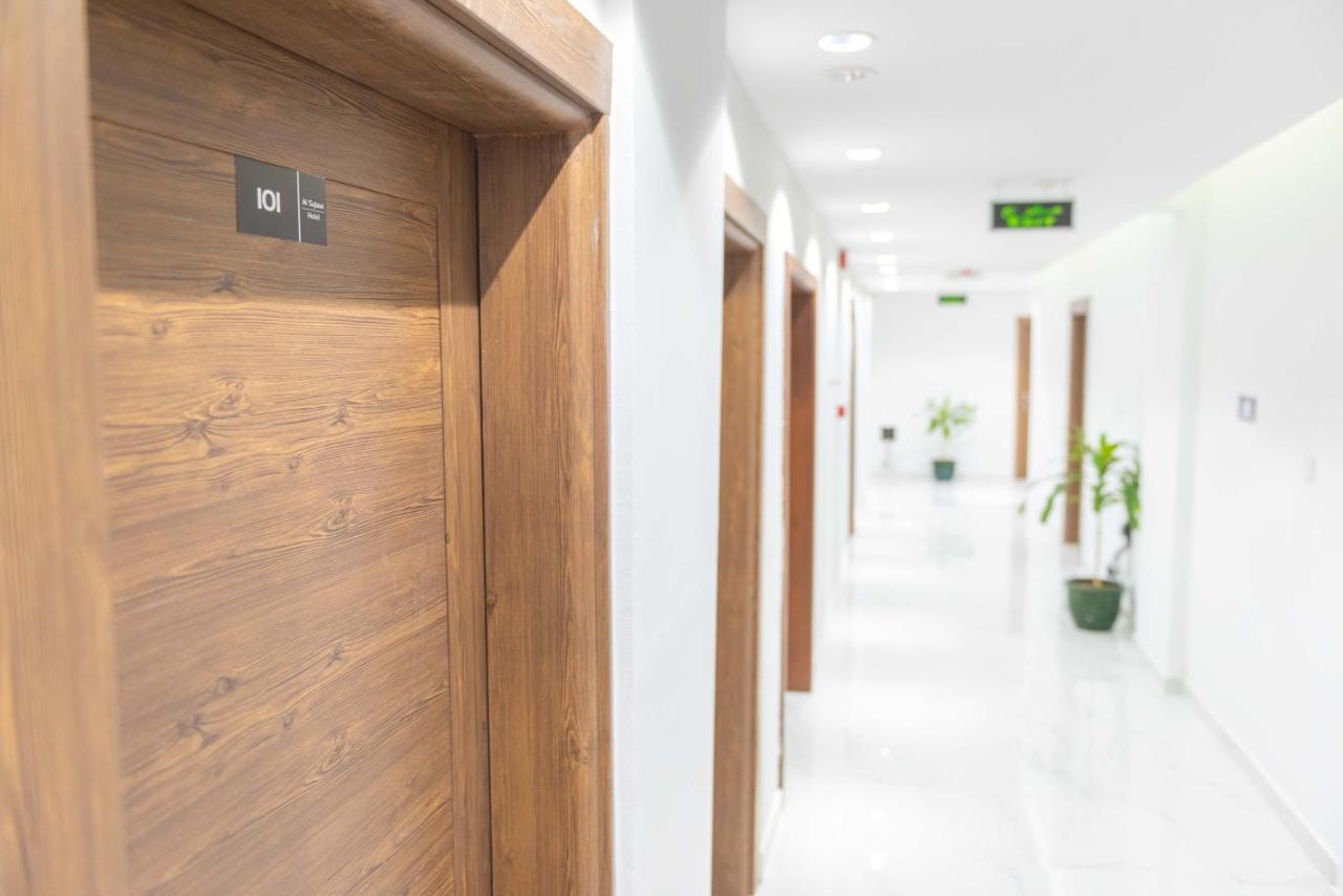 Al Sqlawi Hotel Apartment Ras al Hadd Eksteriør bilde